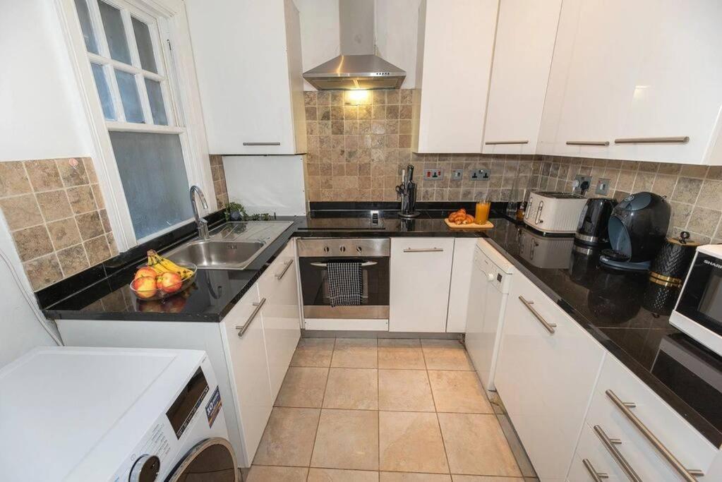 Discover London Central 2 Bedroom In Kensington Exterior foto
