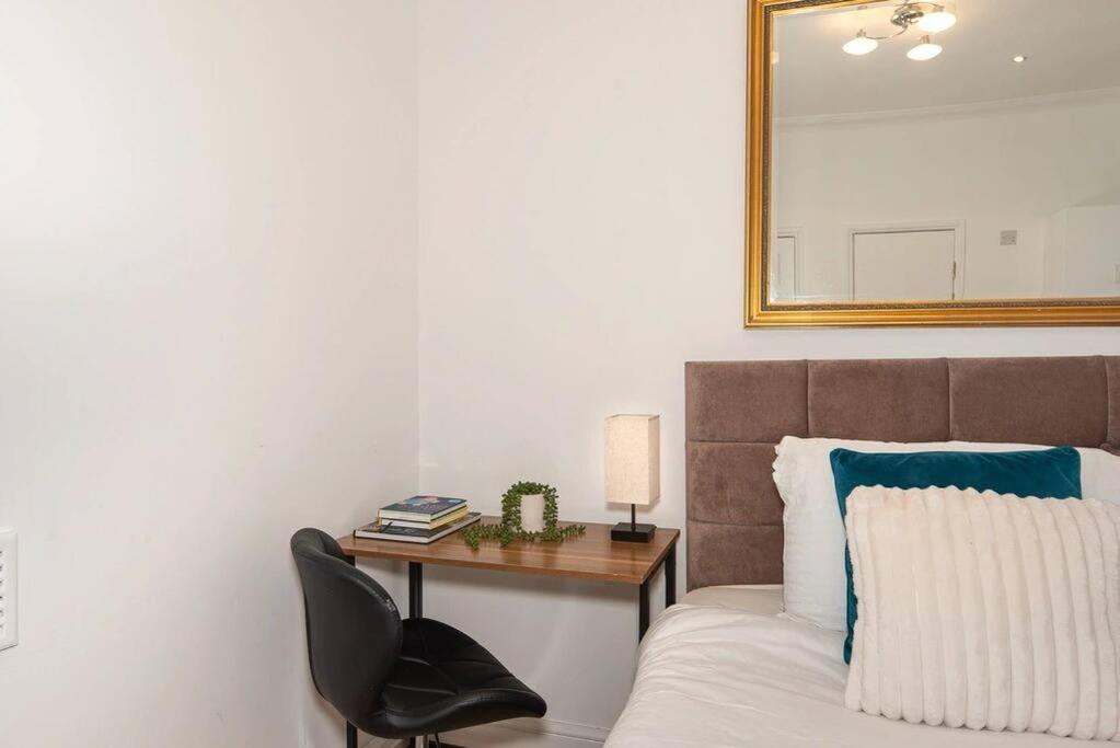 Discover London Central 2 Bedroom In Kensington Exterior foto