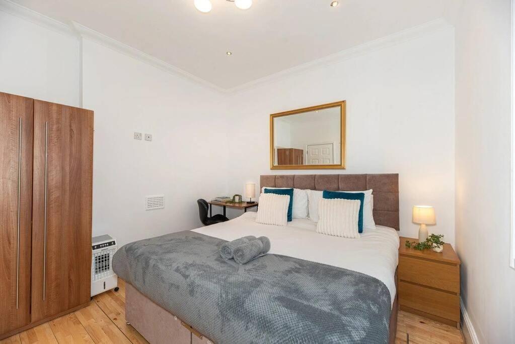 Discover London Central 2 Bedroom In Kensington Exterior foto