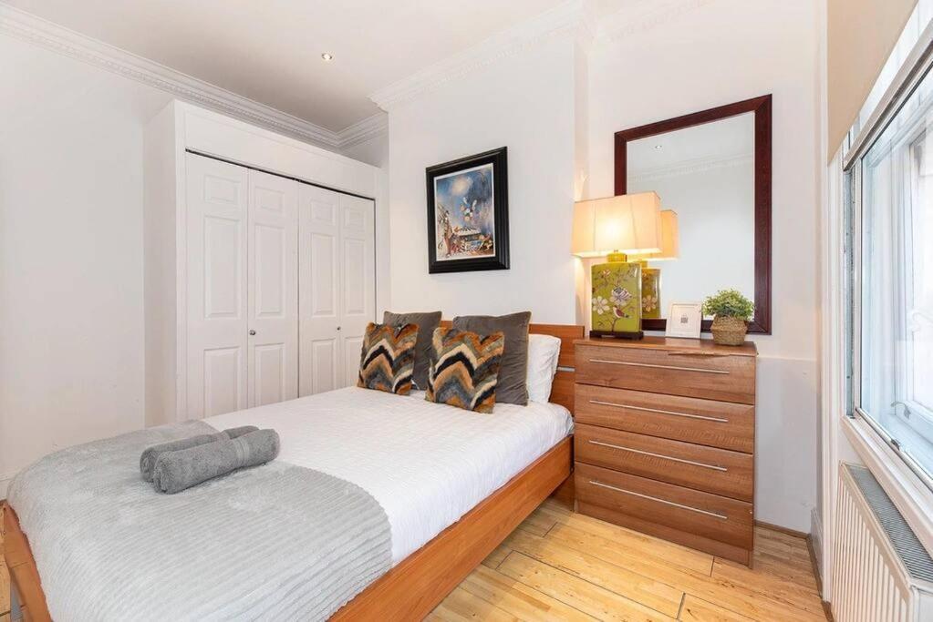Discover London Central 2 Bedroom In Kensington Exterior foto